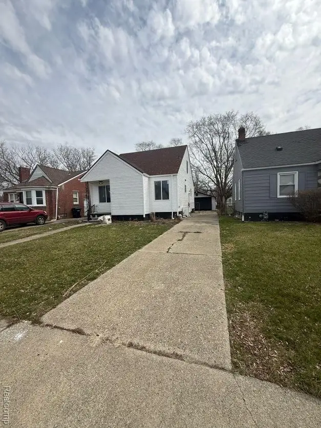 7762 Greenview Avenue, Detroit, MI 48228 - #2