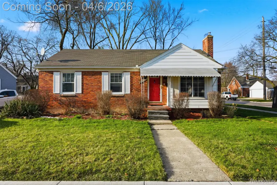 14000 Lincoln Street, Oak Park, MI 48237 - #2