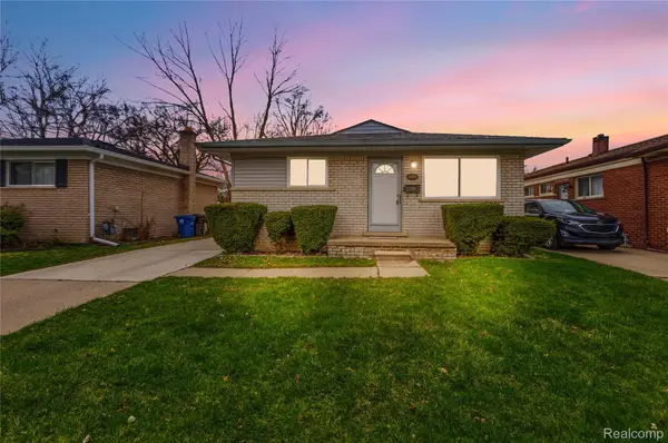 10039 Farley, Redford, MI 48239