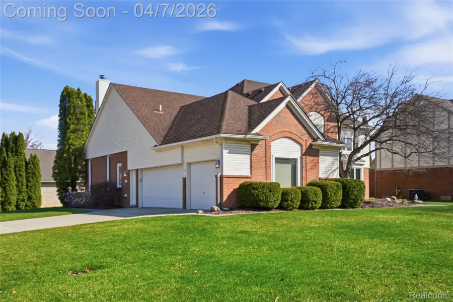 3600 Aynsley Drive, Rochester Hills, MI 48306 - #3