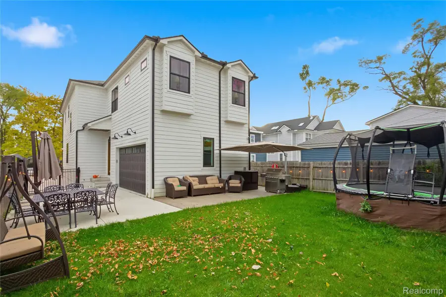 1211 E Lincoln Street, Birmingham, MI 48009 - #3