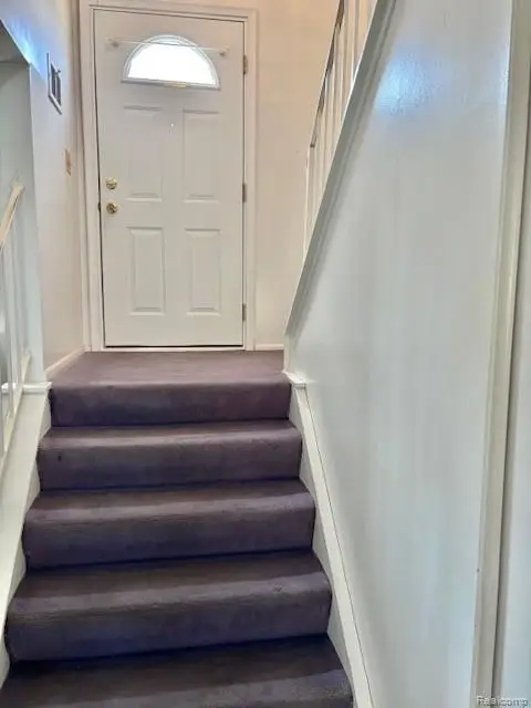 14022 Stoeflet Street, Rockwood, MI 48173 - #3