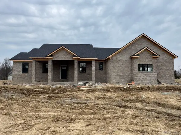 4104 Carriage Hill Drive, Metamora, MI 48455