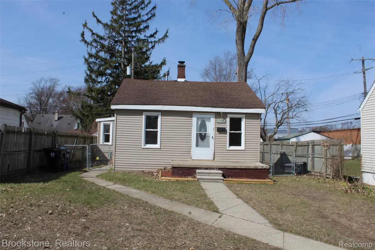 18869 Indian, Redford, MI 48240 - #1