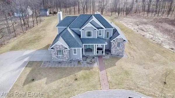 5064 Hidden Ridge Drive, Metamora, MI 48455