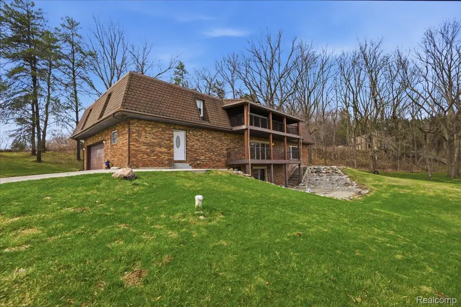 5060 Pratt Road, Metamora, MI 48455 - #2