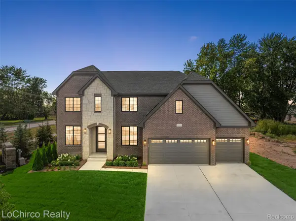 49579 Langford Drive, Macomb, MI 48044