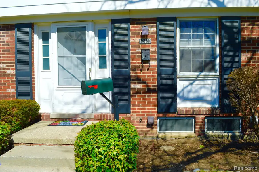 19489 Eddington Place, Northville, MI 48167 - #3