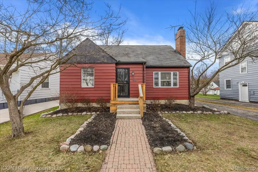 176 Chippewa Road, Pontiac, MI 48341 - #2