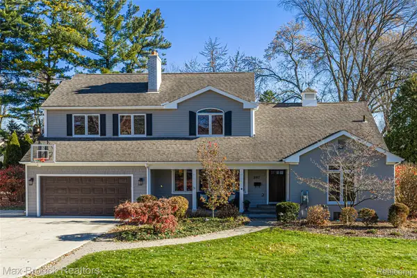 897 Westchester Way, Birmingham, MI 48009