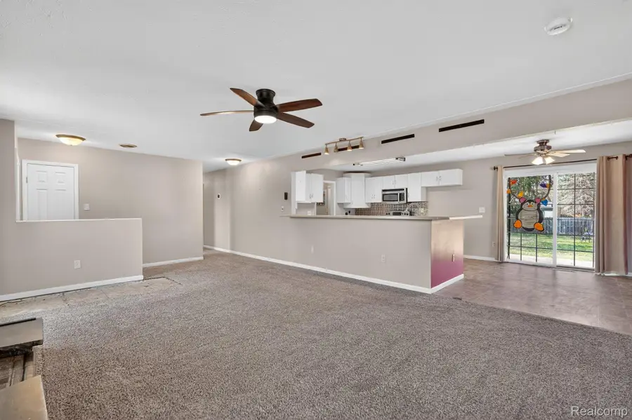 1325 N Linden Road, Flint, MI 48532 - #3