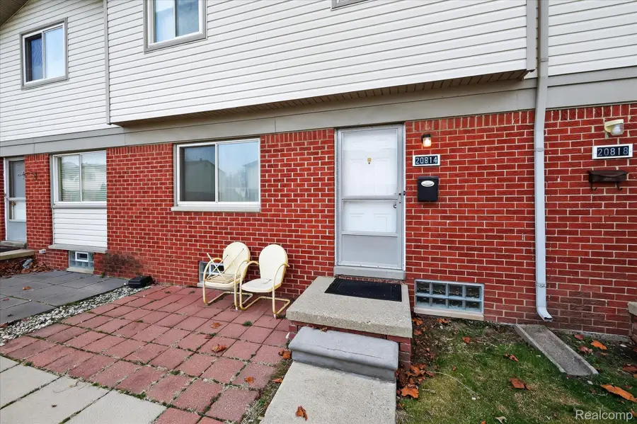 20814 Hunt Drive, Roseville, MI 48066 - #3