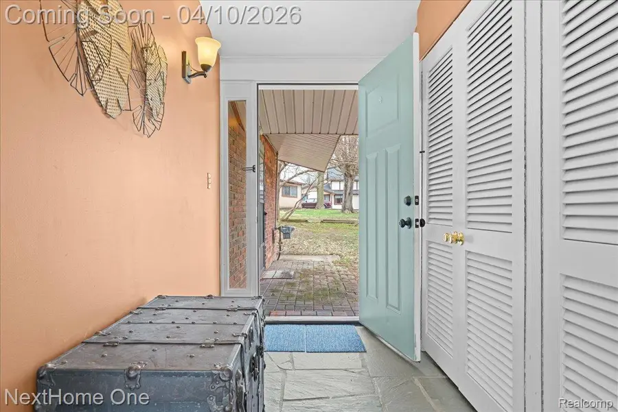 1014 S Adelaide Street, Fenton, MI 48430 - #3