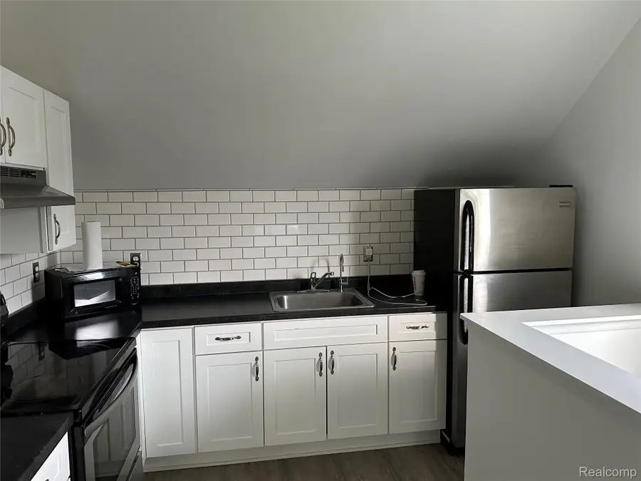 744 E Sibley Street, Howell, MI 48843 - #2