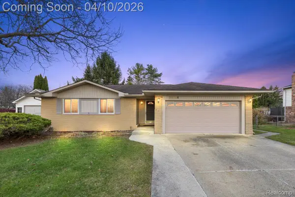 19246 Todd Drive, ClintonTownship, MI 48038