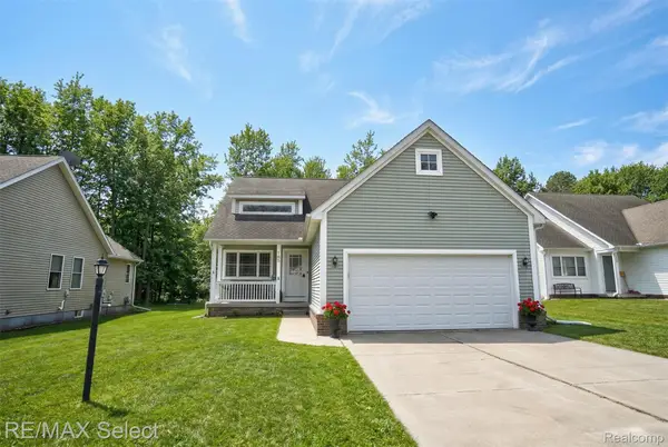 185 Laura Lane, Linden, MI 48451