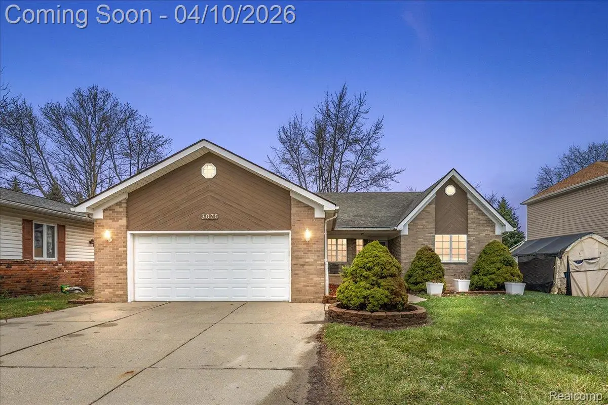 3075 Chicago Road, Warren, MI 48092 - #1