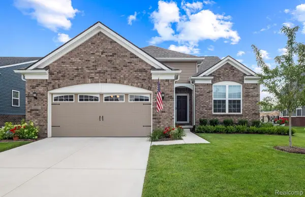 5674 Lewiston Road, Canton, MI 48188