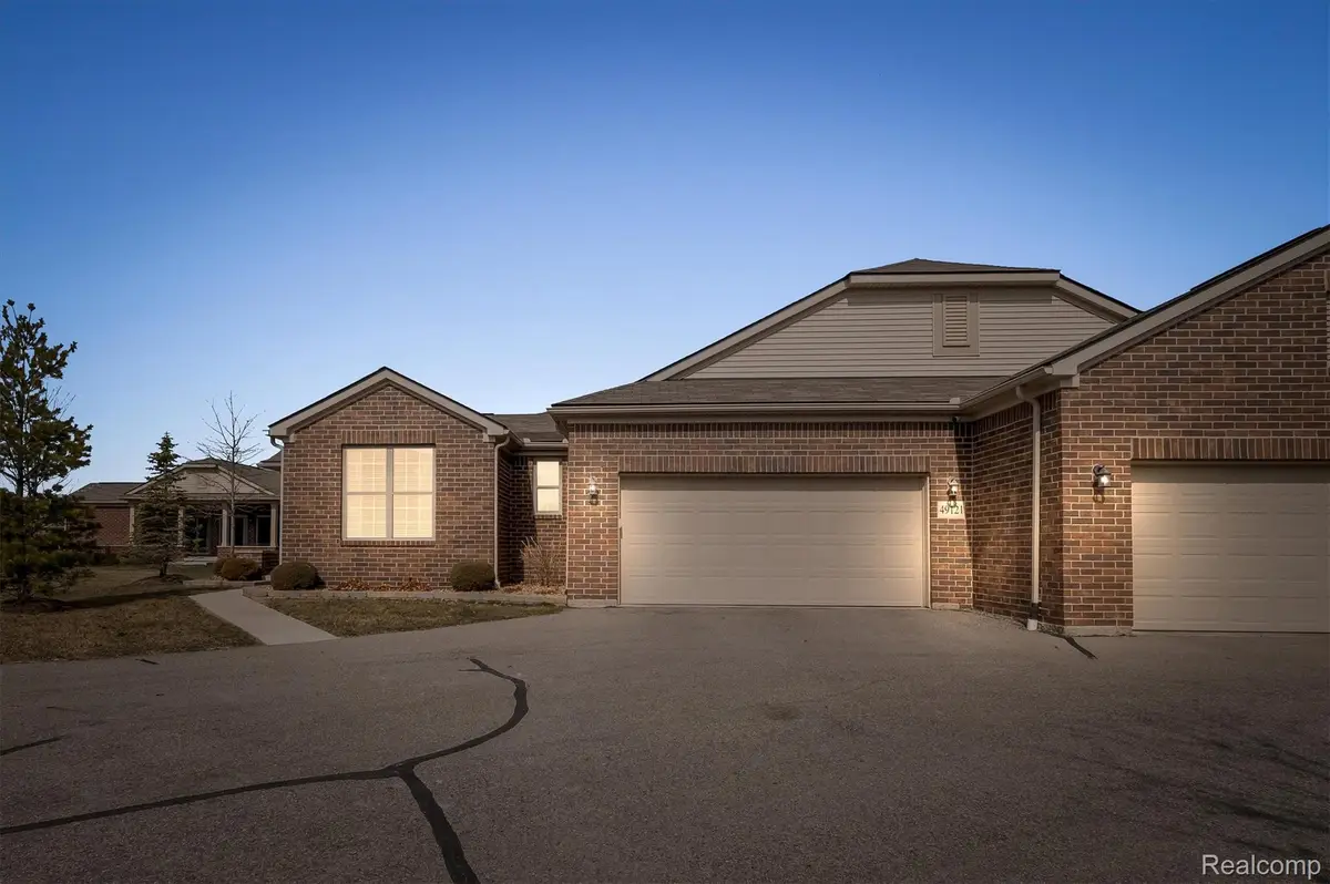 49121 Garrett Court, Macomb, MI 48042 - #1