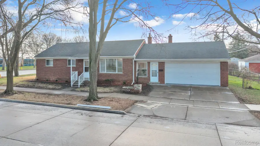 1301 Hollywood Street, Dearborn, MI 48124 - #2