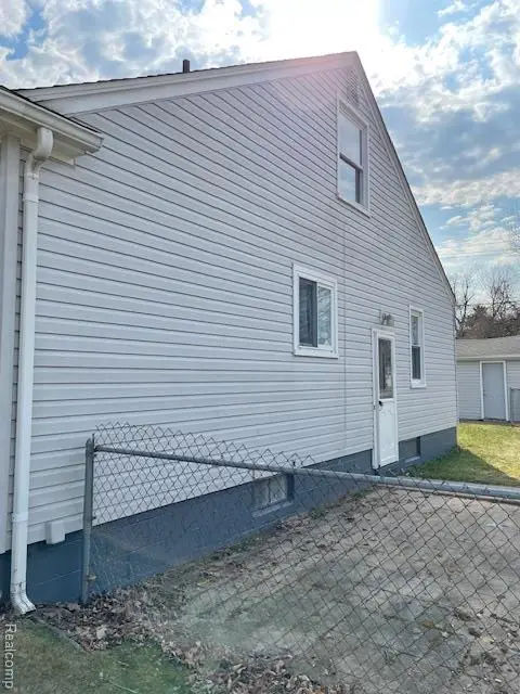 19815 Poinciana, Redford, MI 48240 - #2