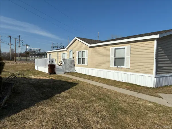 7317 Lads Court, Alma, MI 48801