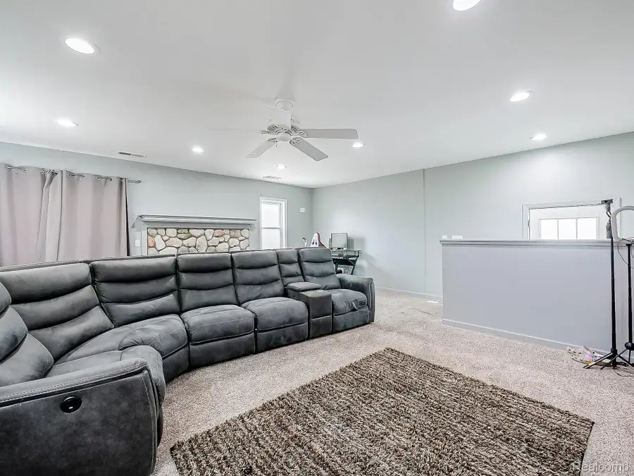 24350 Union Street, Dearborn, MI 48124 - #3