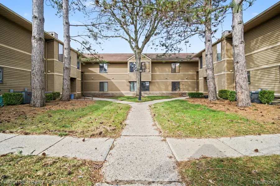 175 Briarcrest Drive #111, Ann Arbor, MI 48104 - #2