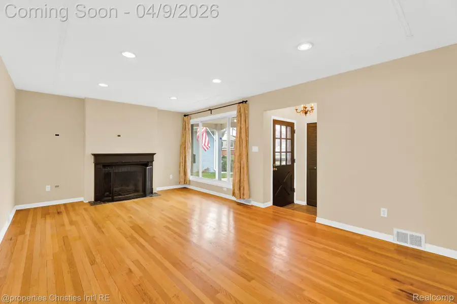 4211 Yorba Linda Boulevard, Royal Oak, MI 48073 - #3