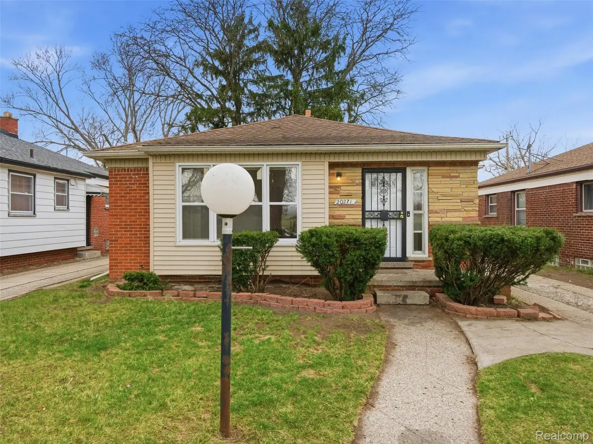 20271 Grandville Avenue, Detroit, MI 48219 - #1
