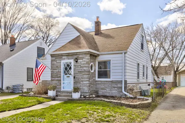 915 N Dorchester Avenue, RoyalOak, MI 48067