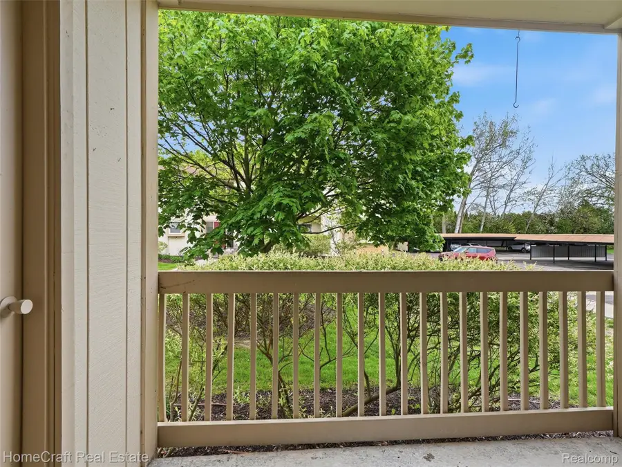 27920 Berrywood Lane #33, Farmington Hills, MI 48334 - #2