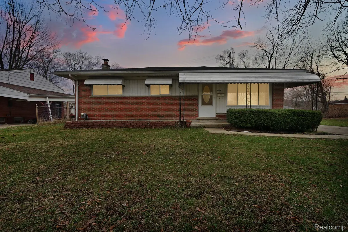 5616 Griggs Drive, Flint, MI 48504 - #1