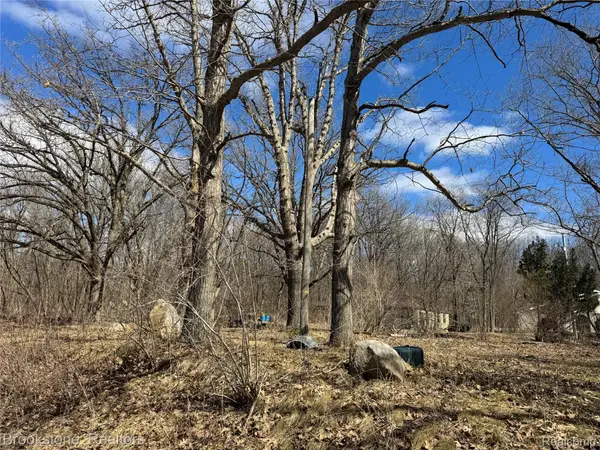 5193 Vassar Road, GrandBlanc, MI 48439