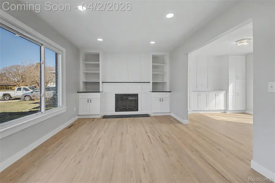 22640 Cedar Court, Hazel Park, MI 48030 - #3