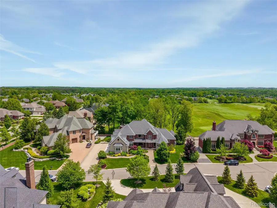 7432 Foxburg Court, Clarkston, MI 48348 - #2