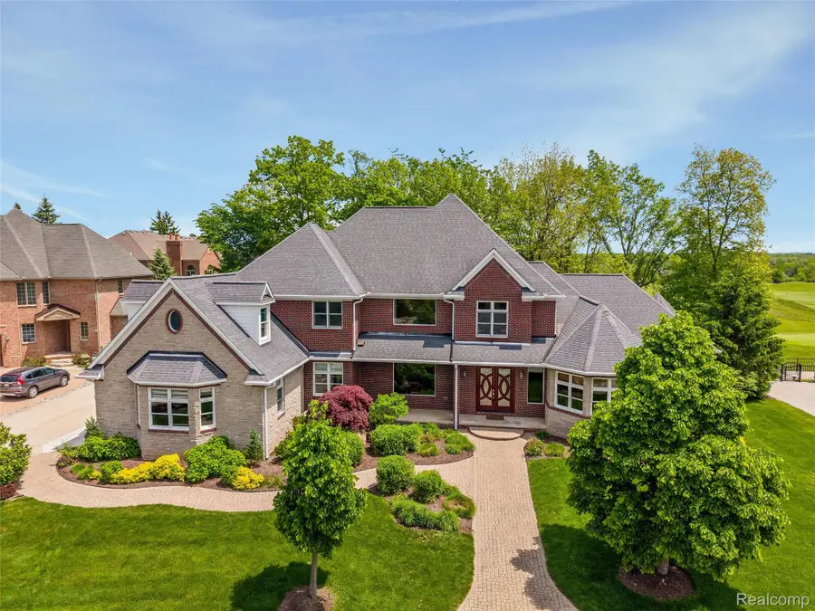 7432 Foxburg Court, Clarkston, MI 48348 - #3