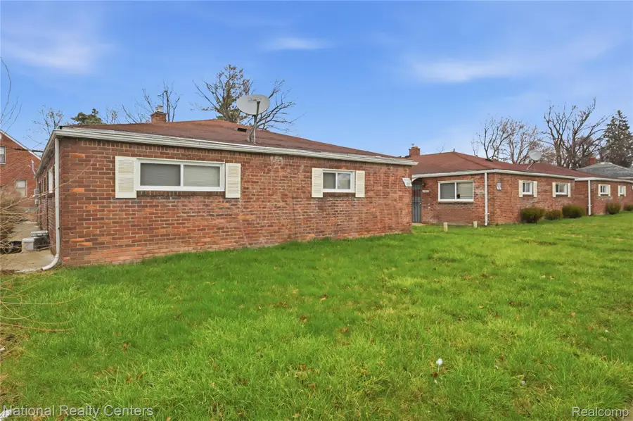 15310 W Chicago, Detroit, MI 48228 - #3