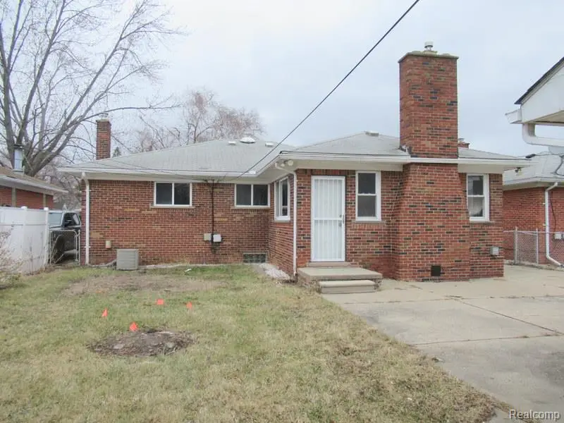 17716 Veronica Avenue, Eastpointe, MI 48021 - #3