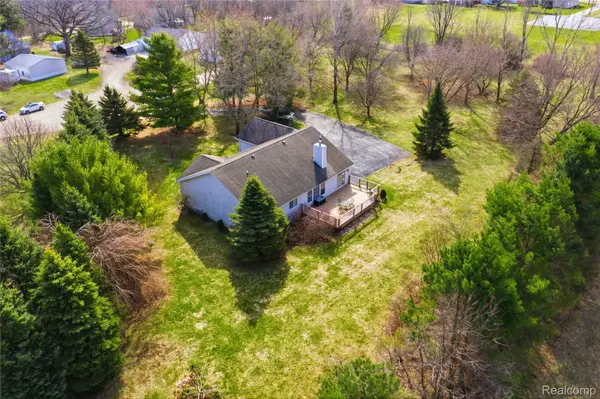 504 Overland Court, Oxford, MI 48371