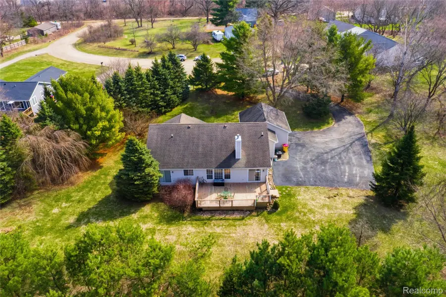 504 Overland Court, Oxford, MI 48371 - #2