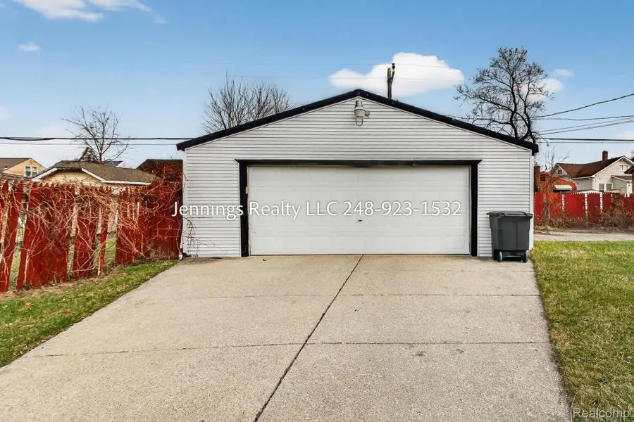 18676 Syracuse Street, Detroit, MI 48234 - #3
