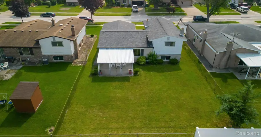 36177 Waltham Drive, Sterling Heights, MI 48310 - #3