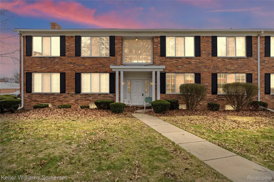 29484 Hoover Road, Warren, MI 48093 - #2