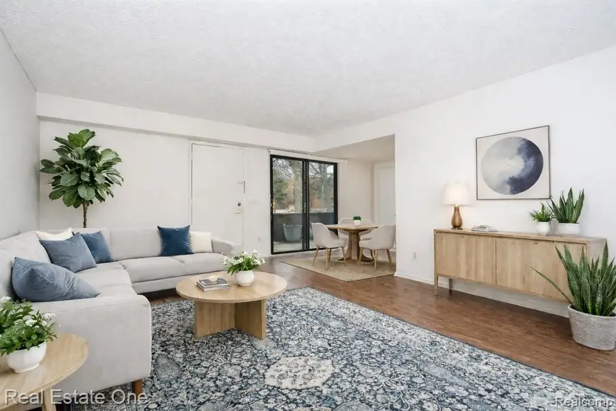 205 E Jolly Road #1, Lansing, MI 48910 - #2