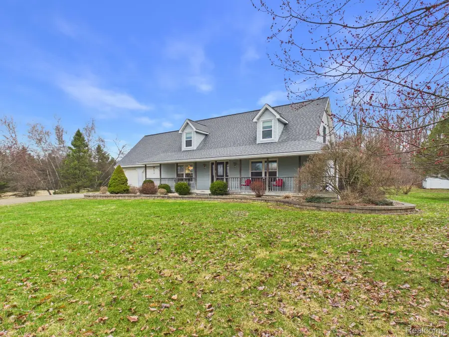 6882 Jones Road, North Branch, MI 48461 - #3