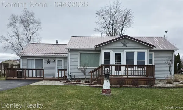 2280 S Van Dyke Road, Marlette, MI 48453