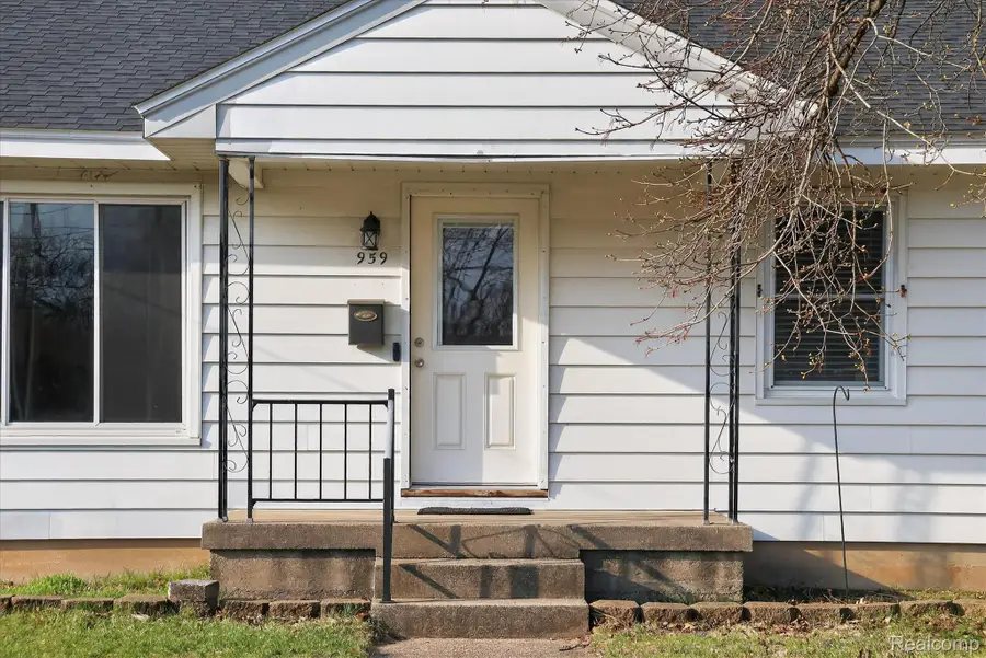 959 Blanchard Street Sw, Wyoming, MI 49509 - #2