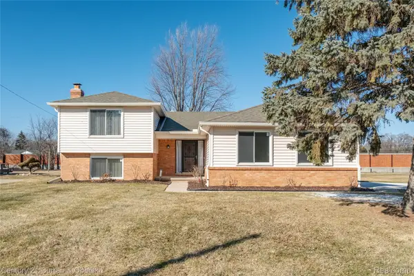 17098 Coral Gables Street, Southfield, MI 48076