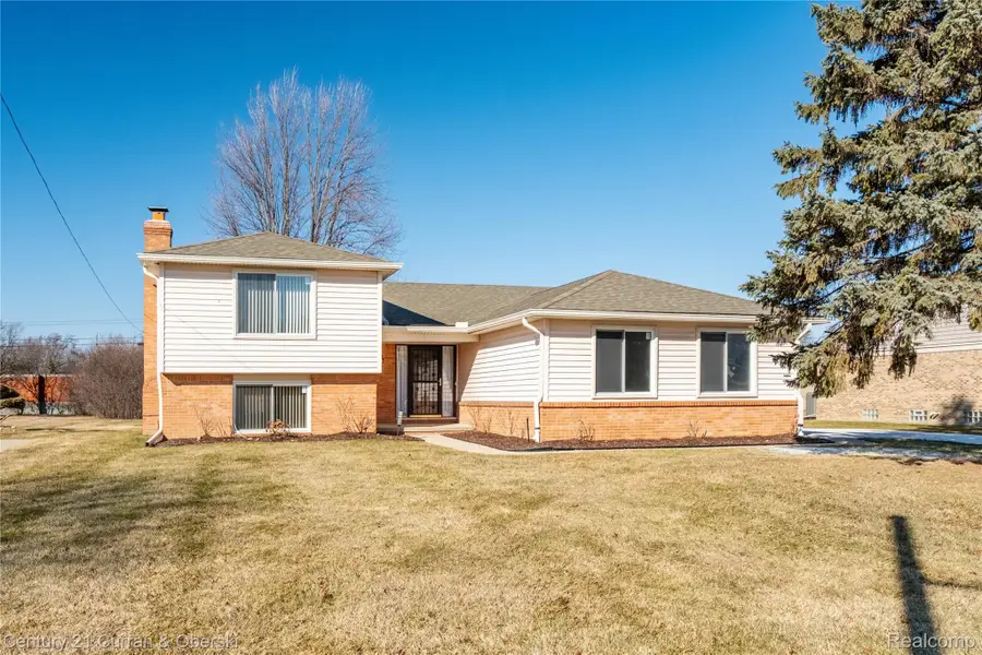 17098 Coral Gables Street, Southfield, MI 48076 - #2